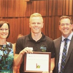 Meet your Posher, Grant